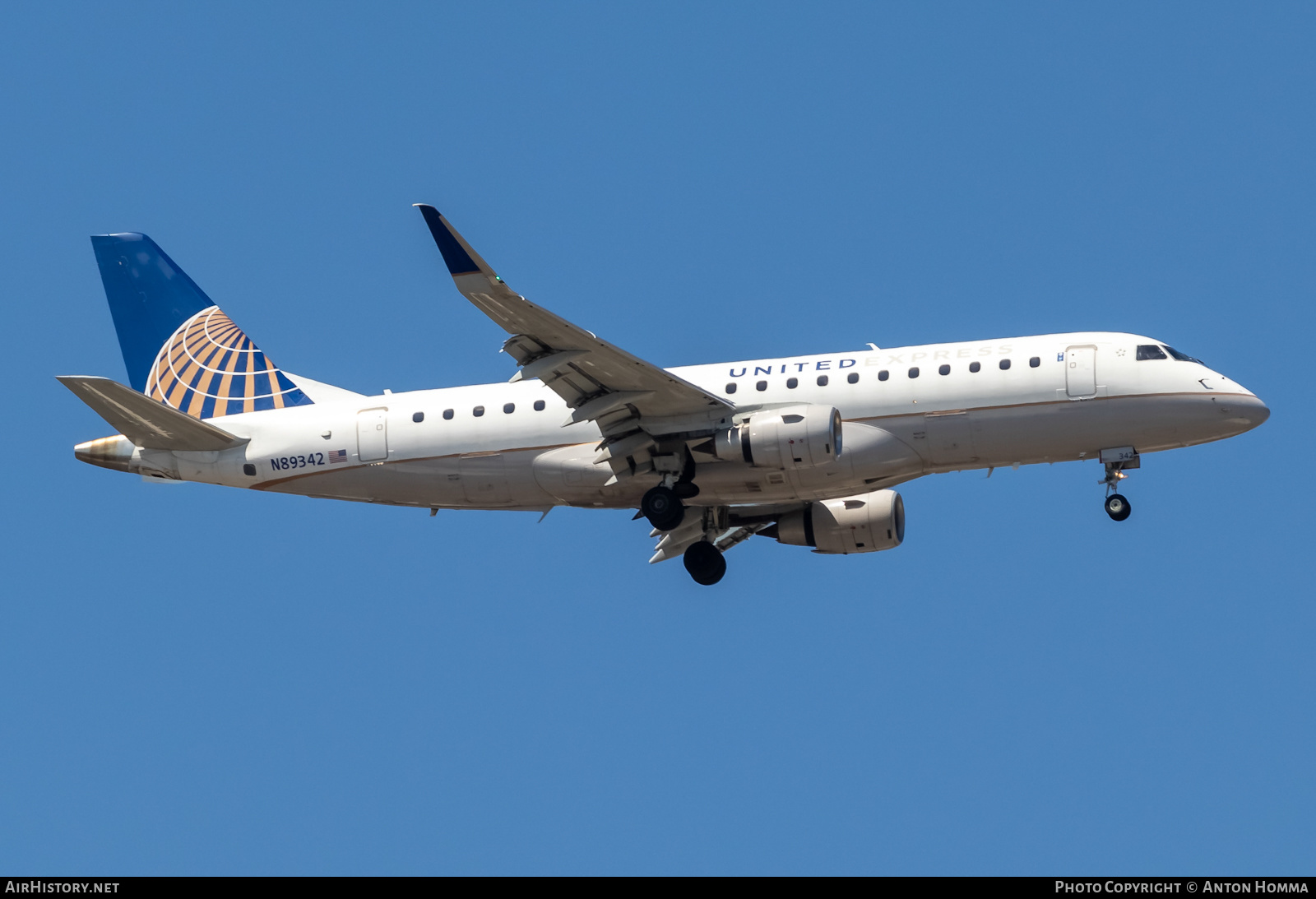 Aircraft Photo of N89342 | Embraer 175LR (ERJ-170-200LR) | United Express | AirHistory.net #489828