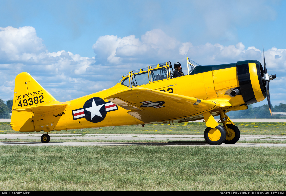 Aircraft Photo of N5451E / 49382 | North American T-6G Texan | USA - Air Force | AirHistory.net #489955