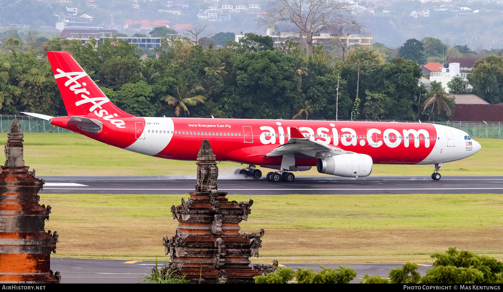 Aircraft Photo of 9M-VVA | Airbus A330-323 | AirAsia | AirHistory.net #490000