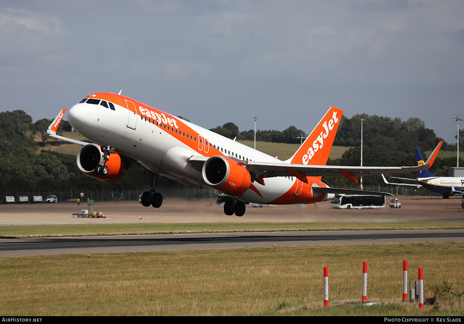 Aircraft Photo of G-UZLM | Airbus A320-251N | EasyJet | AirHistory.net #490035