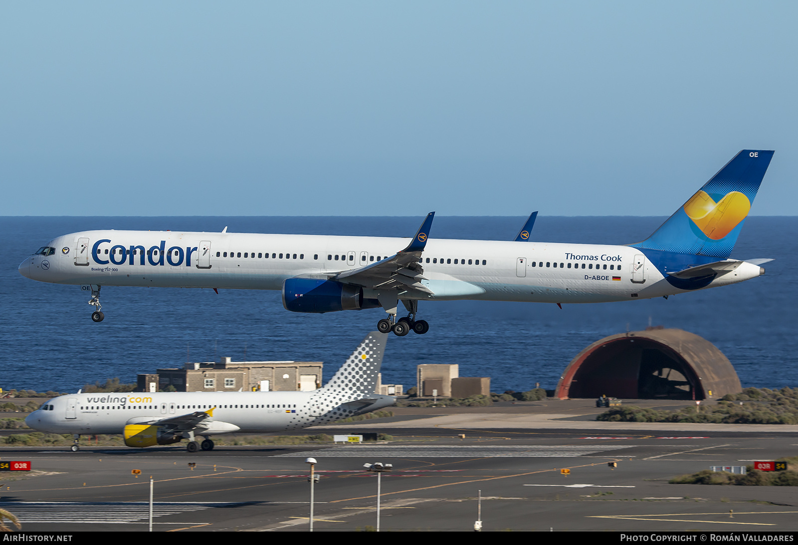 Aircraft Photo of D-ABOE | Boeing 757-330 | Condor Flugdienst | AirHistory.net #490209