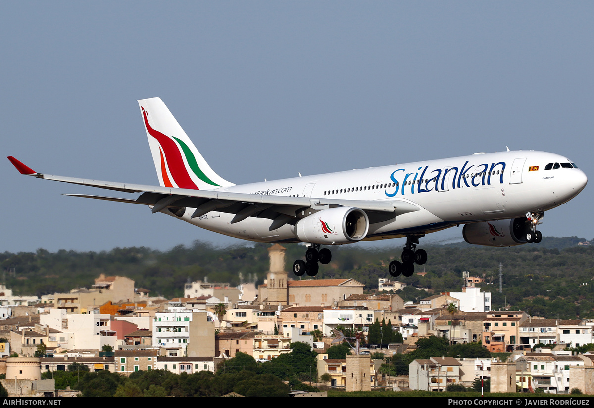 Aircraft Photo of CS-TFZ | Airbus A330-243 | SriLankan Airlines | AirHistory.net #490300