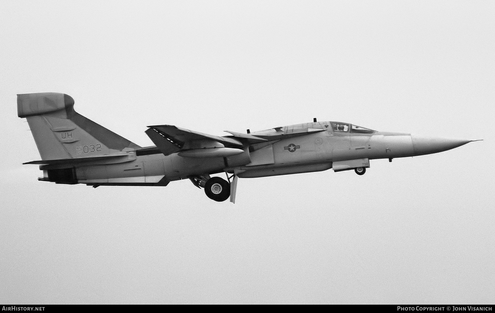 Aircraft Photo of 67-0032 / AF67-032 | General Dynamics EF-111A Raven | USA - Air Force | AirHistory.net #490338