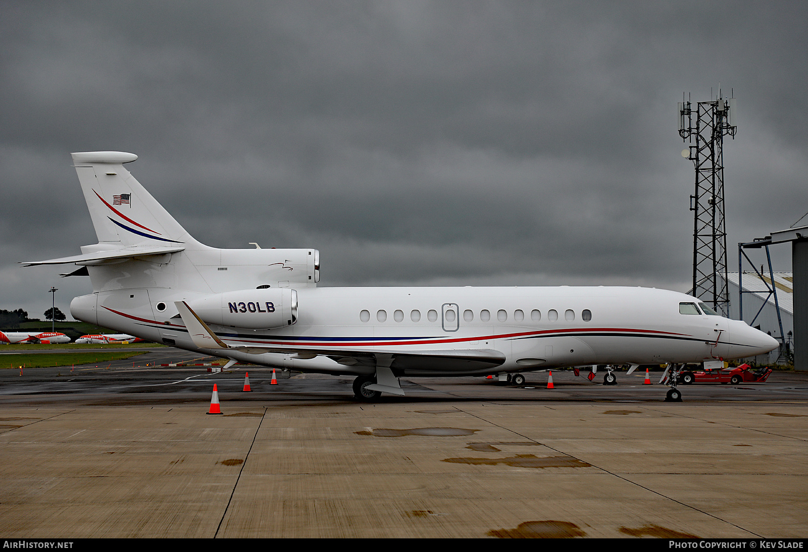 Aircraft Photo of N30LB | Dassault Falcon 7X | AirHistory.net #490374