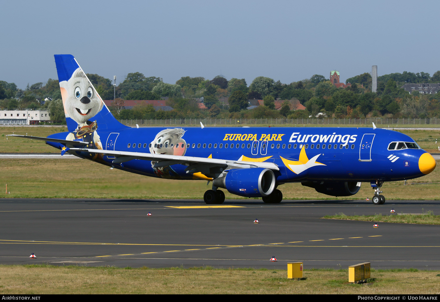 Aircraft Photo of D-ABDQ | Airbus A320-214 | Eurowings | AirHistory.net #490407