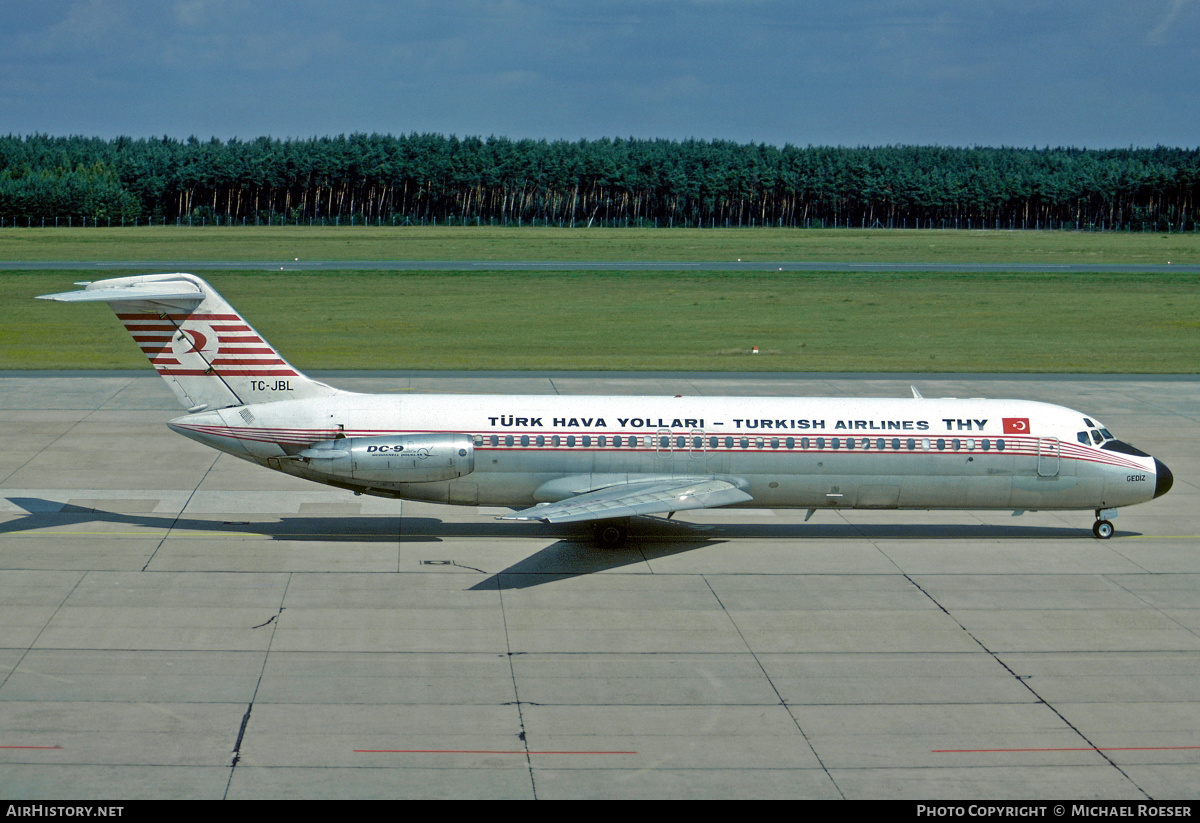 Aircraft Photo of TC-JBL | McDonnell Douglas DC-9-32 | THY Türk Hava Yolları - Turkish Airlines | AirHistory.net #490487