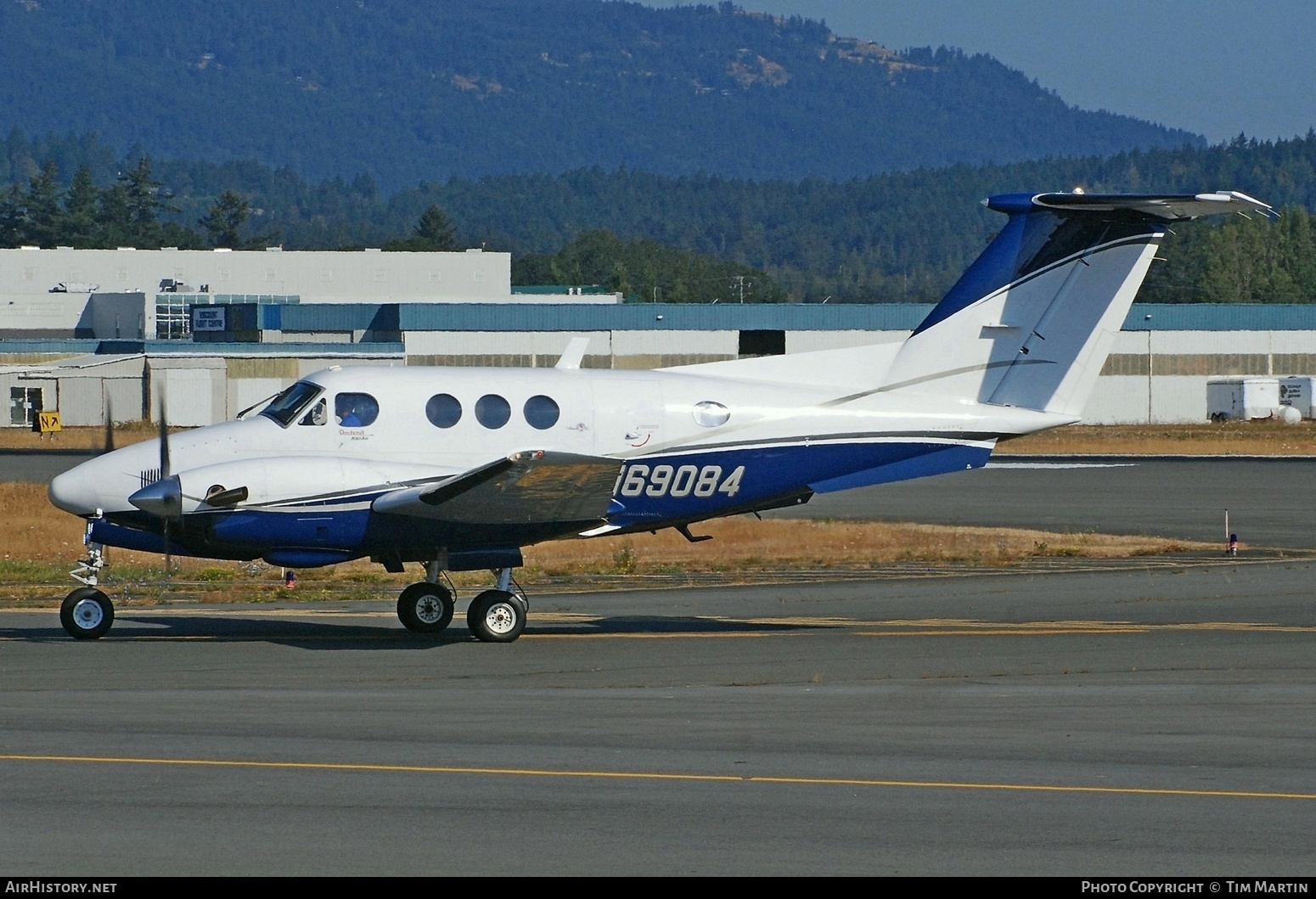 Aircraft Photo of N69084 | Beech F90 King Air | AirHistory.net #490524