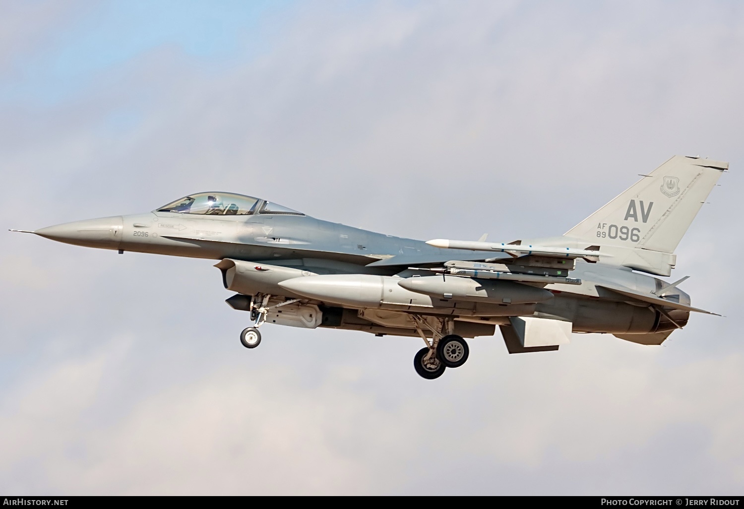 Aircraft Photo of 89-2096 / AF89-096 | General Dynamics F-16CM Fighting Falcon | USA - Air Force | AirHistory.net #490593