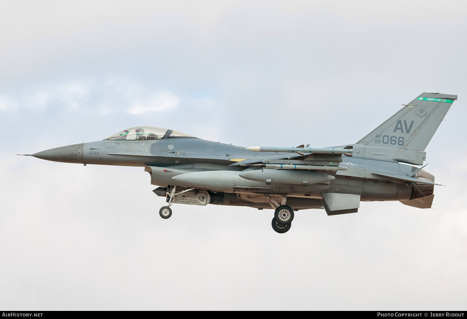 Aircraft Photo of 89-2068 / AF89-068 | General Dynamics F-16CM Fighting Falcon | USA - Air Force | AirHistory.net #490595