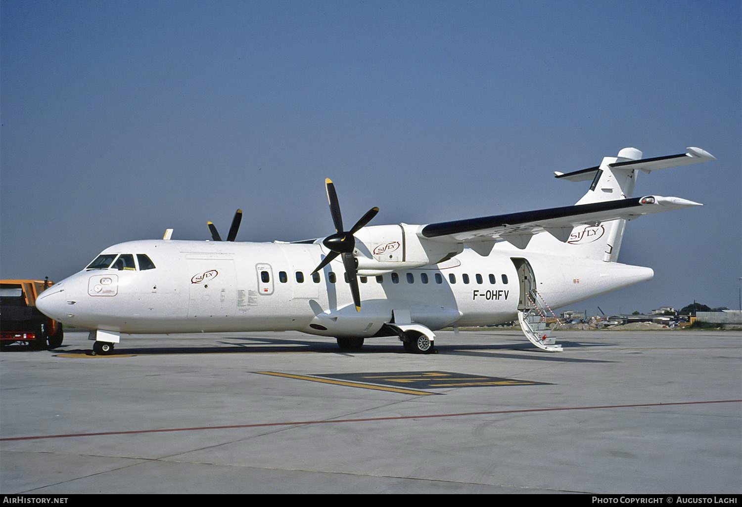 Aircraft Photo of F-OHFV | ATR ATR-42-300 | SiFly | AirHistory.net #490611