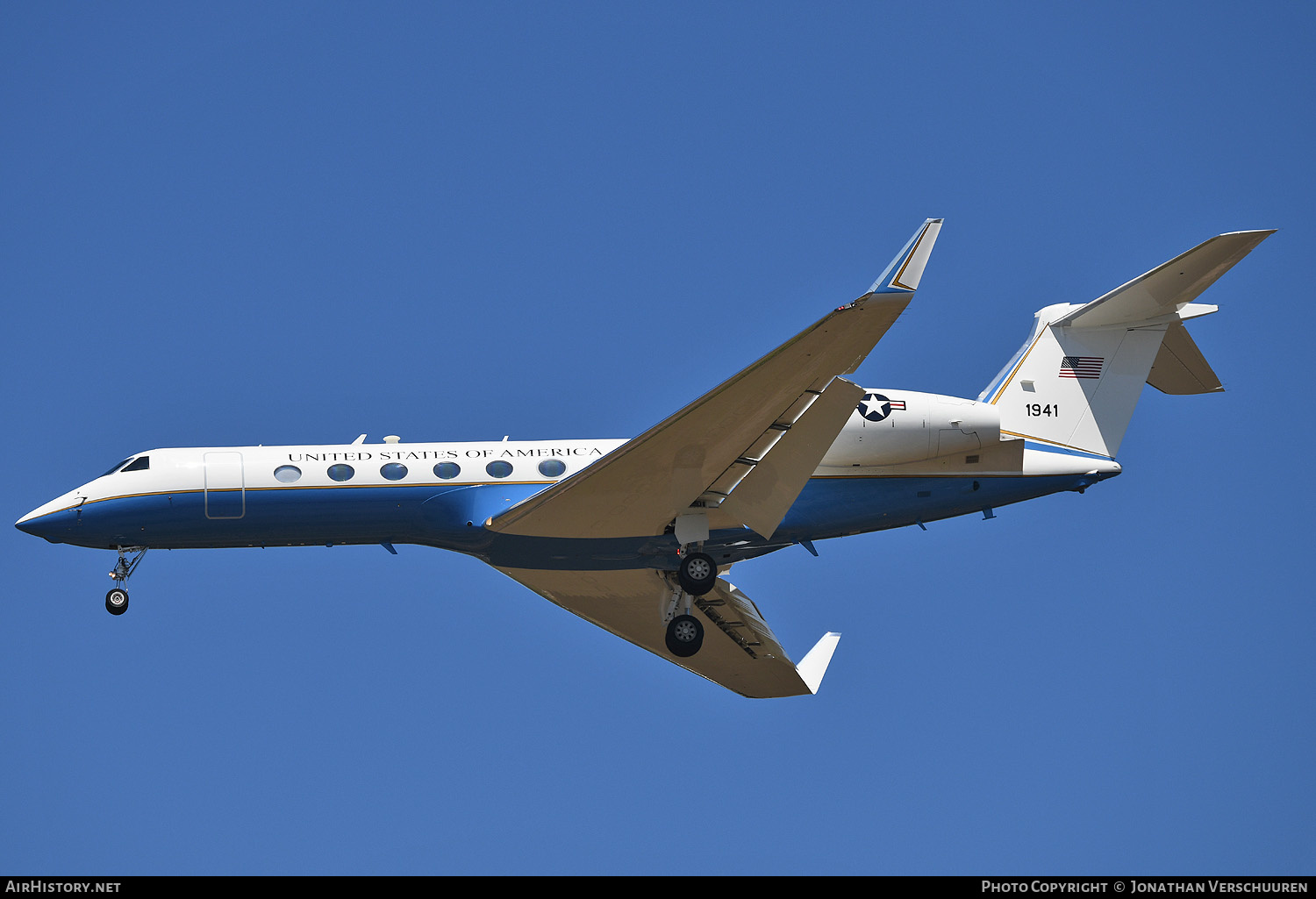 Aircraft Photo of 20-1941 / 1941 | Gulfstream Aerospace C-37B Gulfstream G550 (G-V-SP) | USA - Air Force | AirHistory.net #490654
