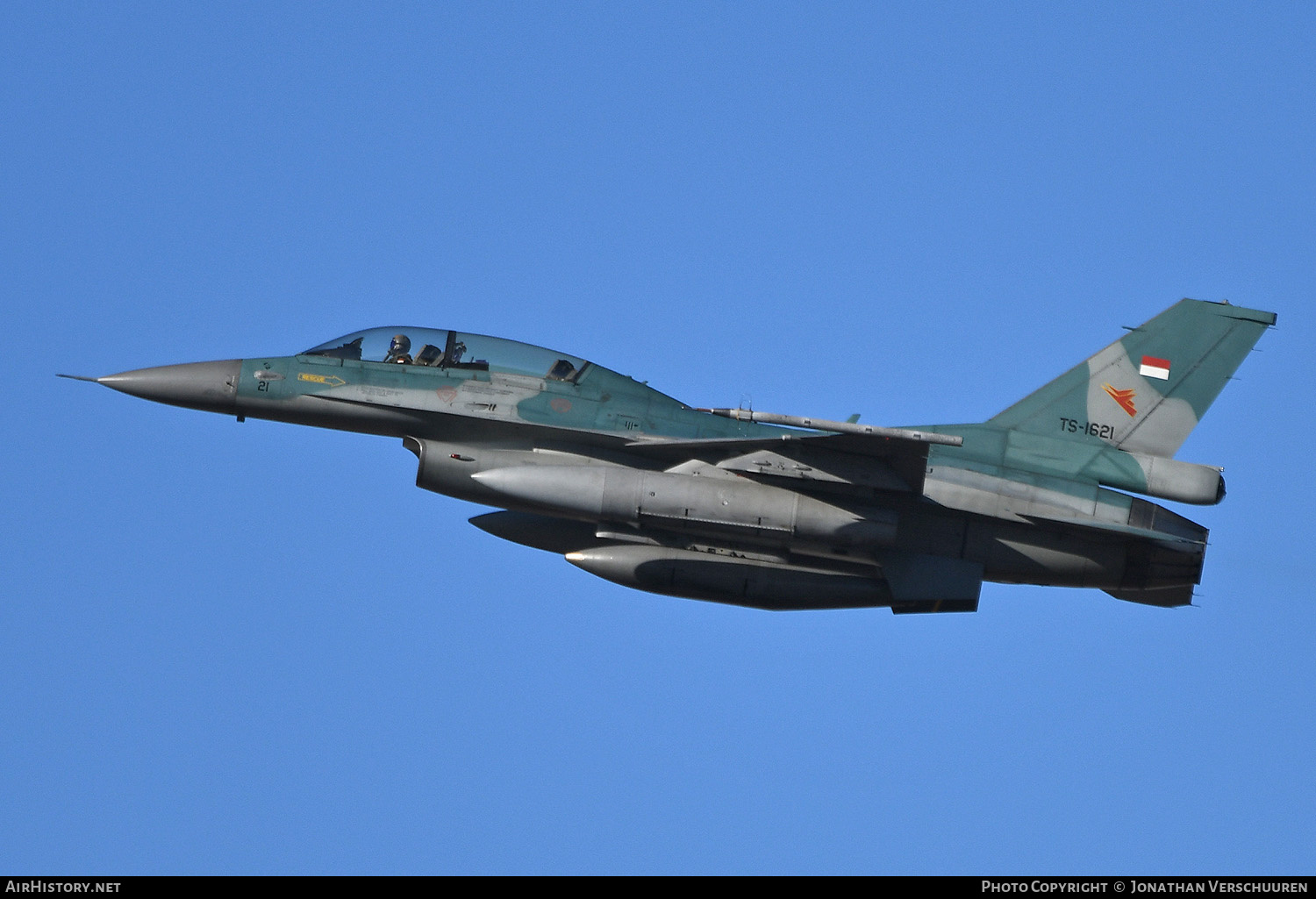 Aircraft Photo of TS-1621 | General Dynamics F-16D Fighting Falcon | Indonesia - Air Force | AirHistory.net #490709