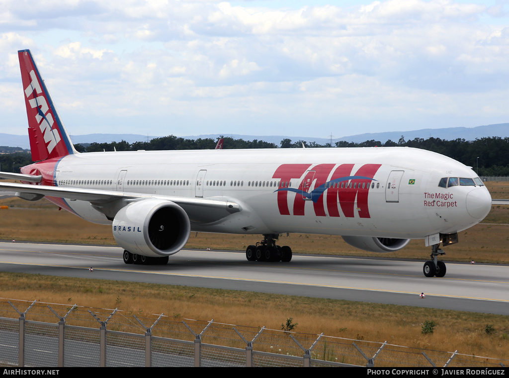 Aircraft Photo of PT-MUE | Boeing 777-32W/ER | TAM Linhas Aéreas | AirHistory.net #490724