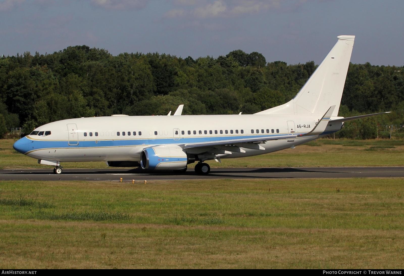 Aircraft Photo of A6-RJA | Boeing 737-700 BBJ | AirHistory.net #490744