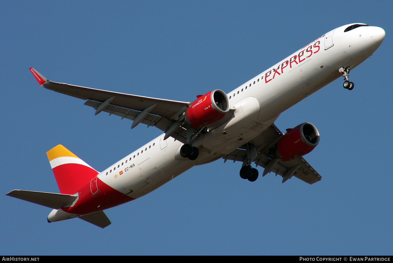 Aircraft Photo of EC-NIA | Airbus A321-251NX | Iberia Express | AirHistory.net #490855