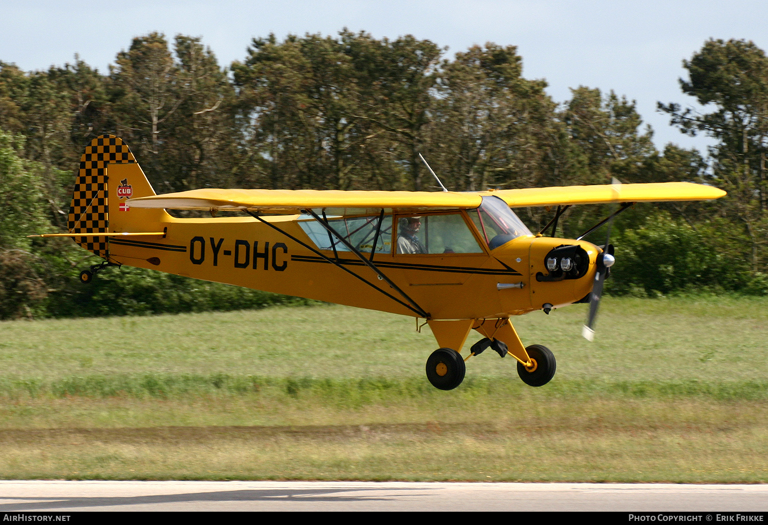Aircraft Photo of OY-DHC | Piper L-4J Grasshopper (J-3C-65D) | AirHistory.net #490896
