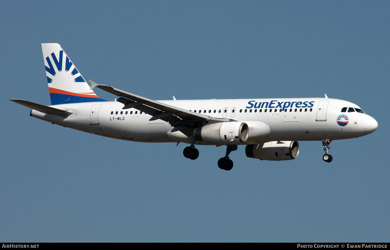Aircraft Photo of LY-MLG | Airbus A320-232 | SunExpress | AirHistory.net #490933