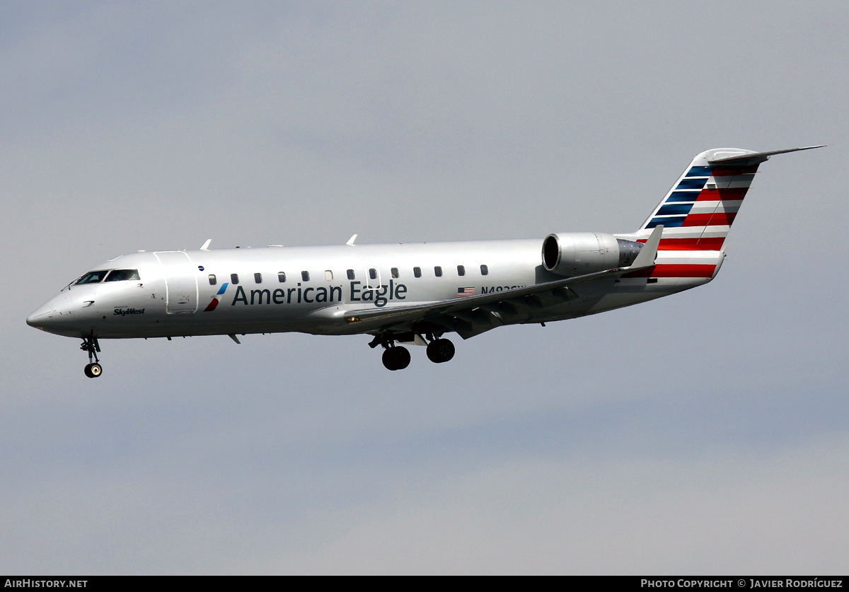 Aircraft Photo of N493SW | Bombardier CRJ-100ER (CL-600-2B19) | American Eagle | AirHistory.net #490941