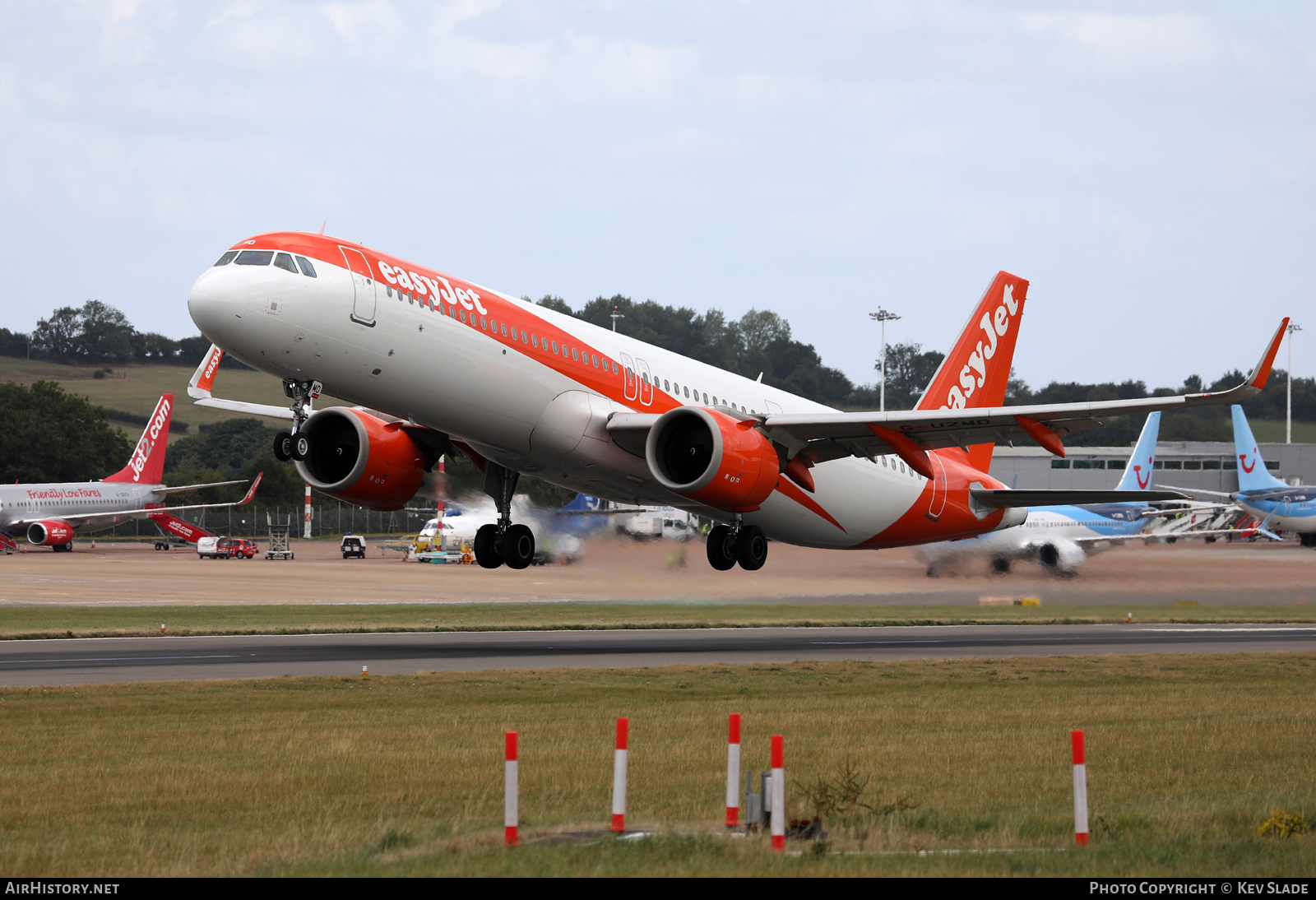 Aircraft Photo of G-UZMD | Airbus A321-251NX | EasyJet | AirHistory.net #490960