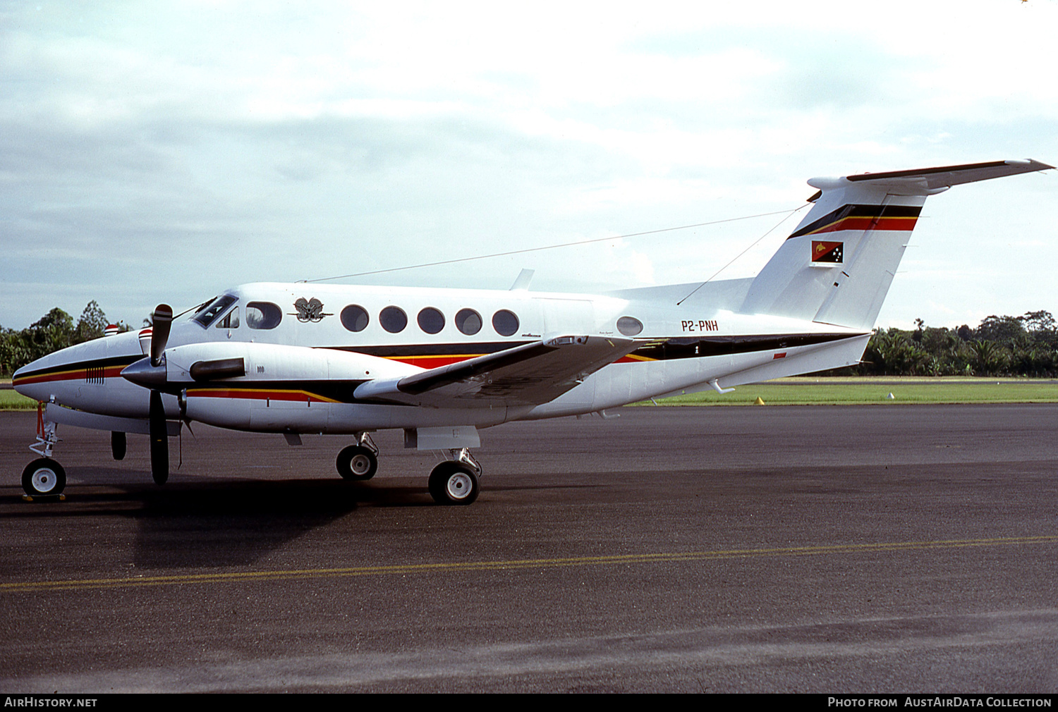 Aircraft Photo of P2-PNH | Beech 200 Super King Air | Papua New Guinea Government | AirHistory.net #491158