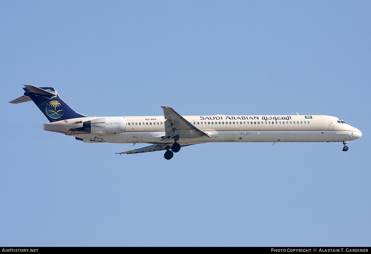 Aircraft Photo of HZ-APC | McDonnell Douglas MD-90-30 | Saudi Arabian Airlines | AirHistory.net #491165