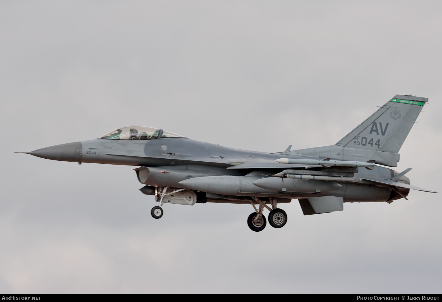 Aircraft Photo of 89-2044 / AF89-044 | Lockheed Martin F-16CM Fighting Falcon | USA - Air Force | AirHistory.net #491323