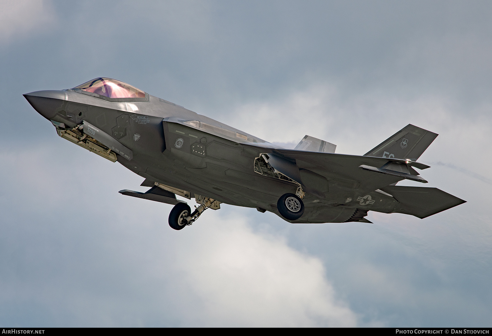 Aircraft Photo of 14-5098 | Lockheed Martin F-35A Lightning II | USA - Air Force | AirHistory.net #491352