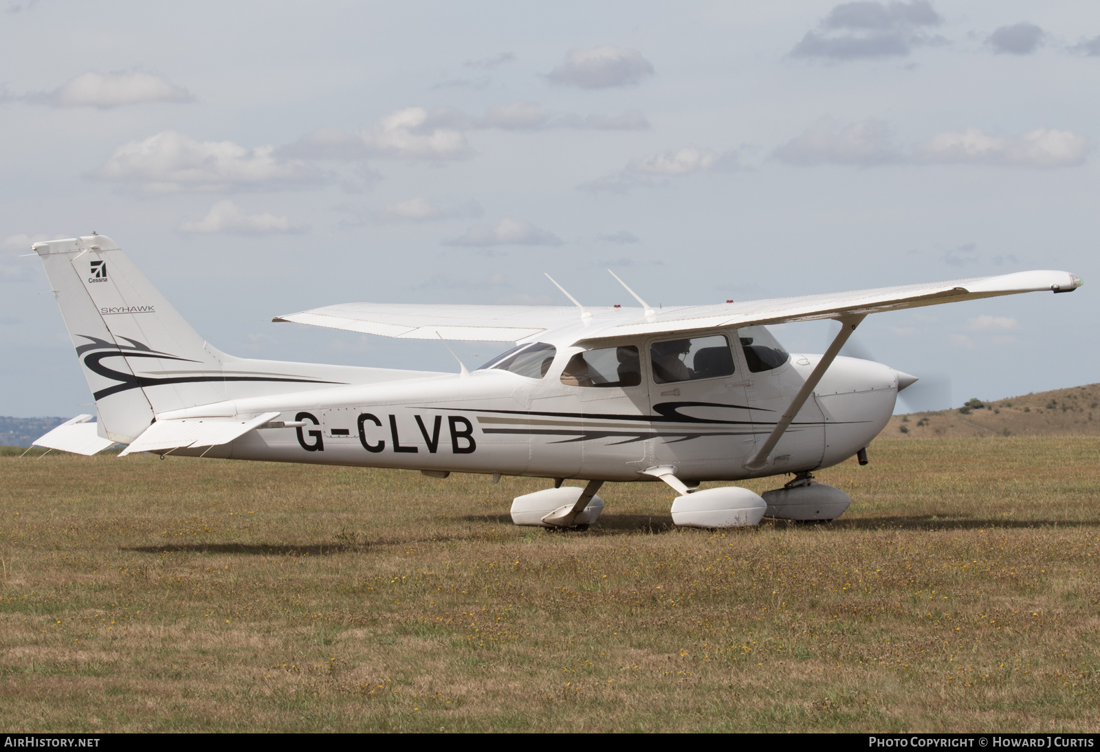 Aircraft Photo of G-CLVB | Cessna 172R Skyhawk II | AirHistory.net #491444
