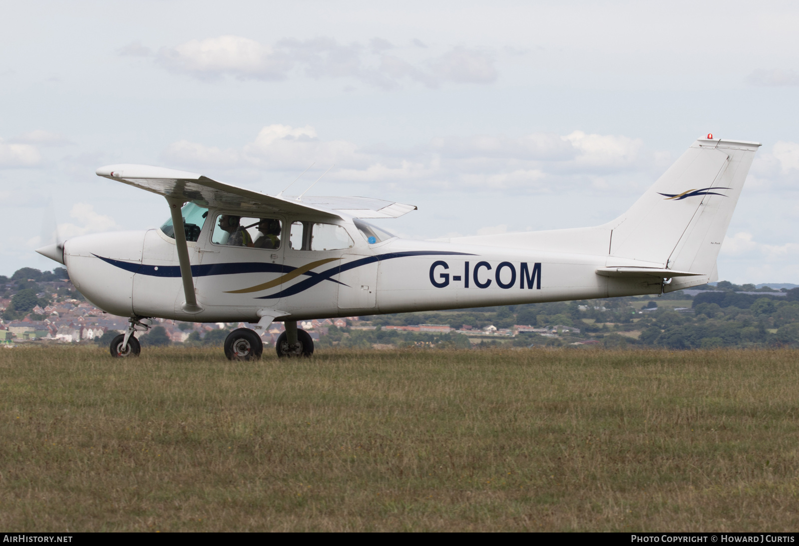 Aircraft Photo of G-ICOM | Reims F172M Skyhawk | AirHistory.net #491463