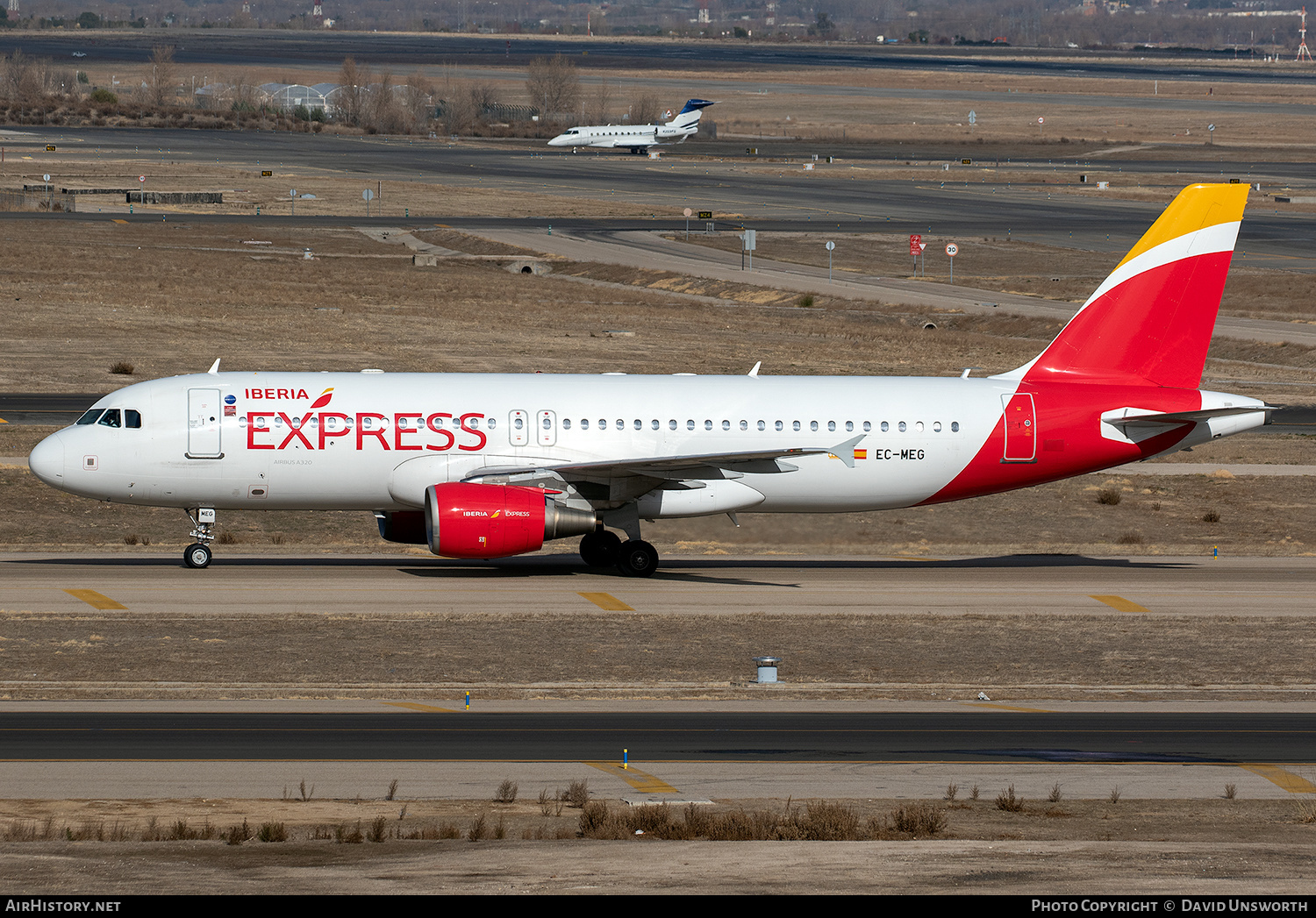 Aircraft Photo of EC-MEG | Airbus A320-214 | Iberia Express | AirHistory.net #491545