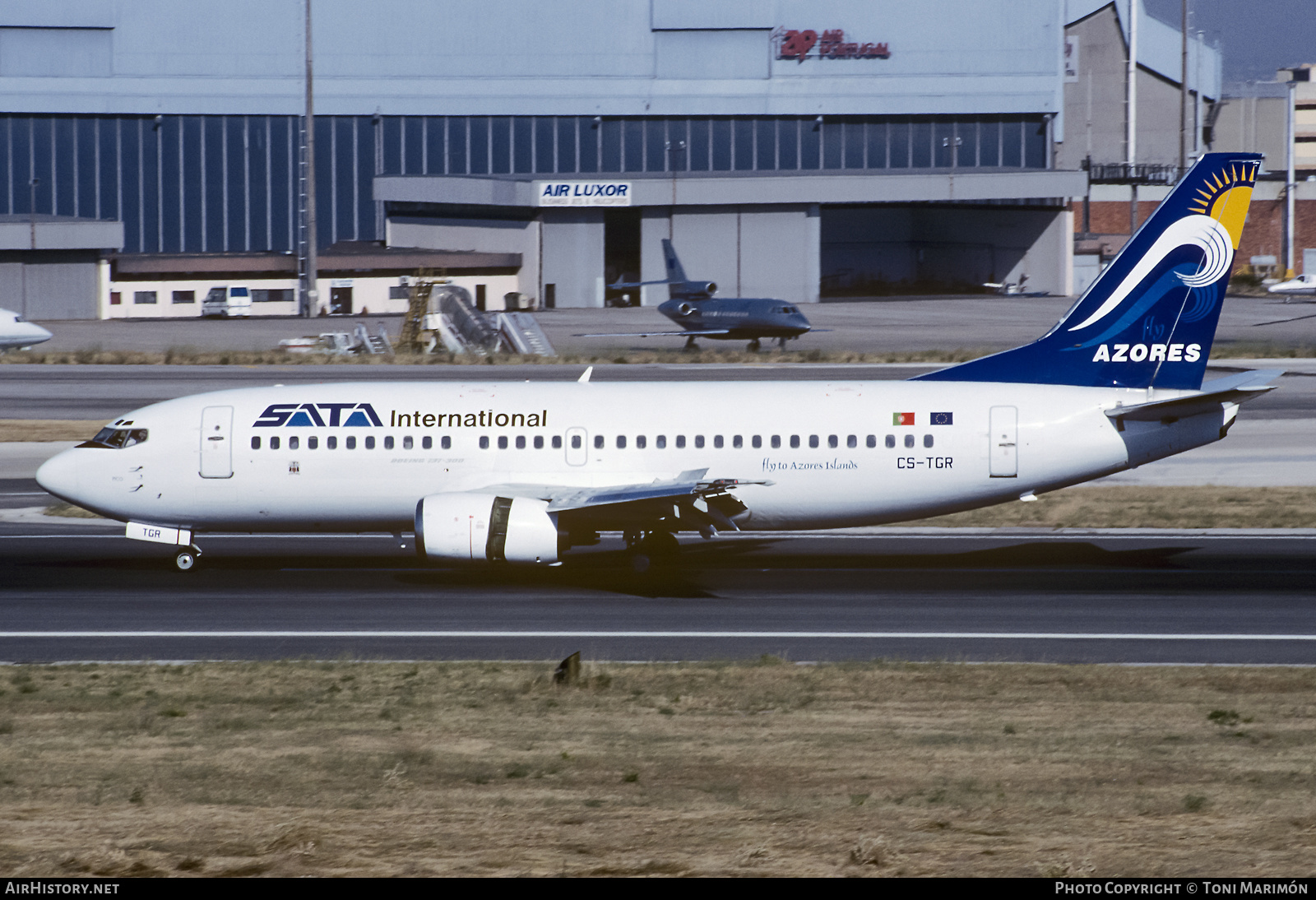 Aircraft Photo of CS-TGR | Boeing 737-3Y0 | SATA Internacional | AirHistory.net #491788