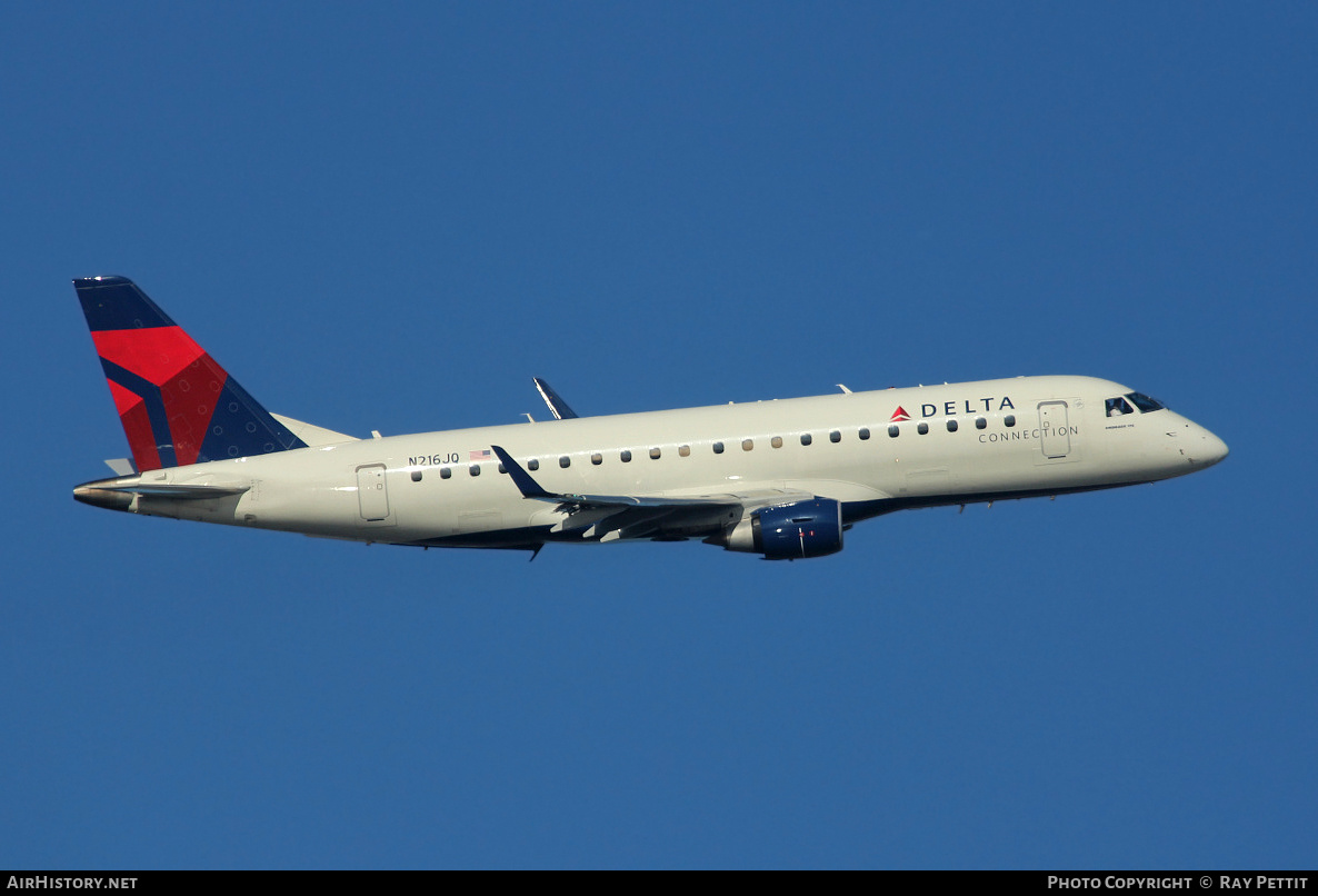 Aircraft Photo of N216JQ | Embraer 175LR (ERJ-170-200LR) | Delta Connection | AirHistory.net #491867