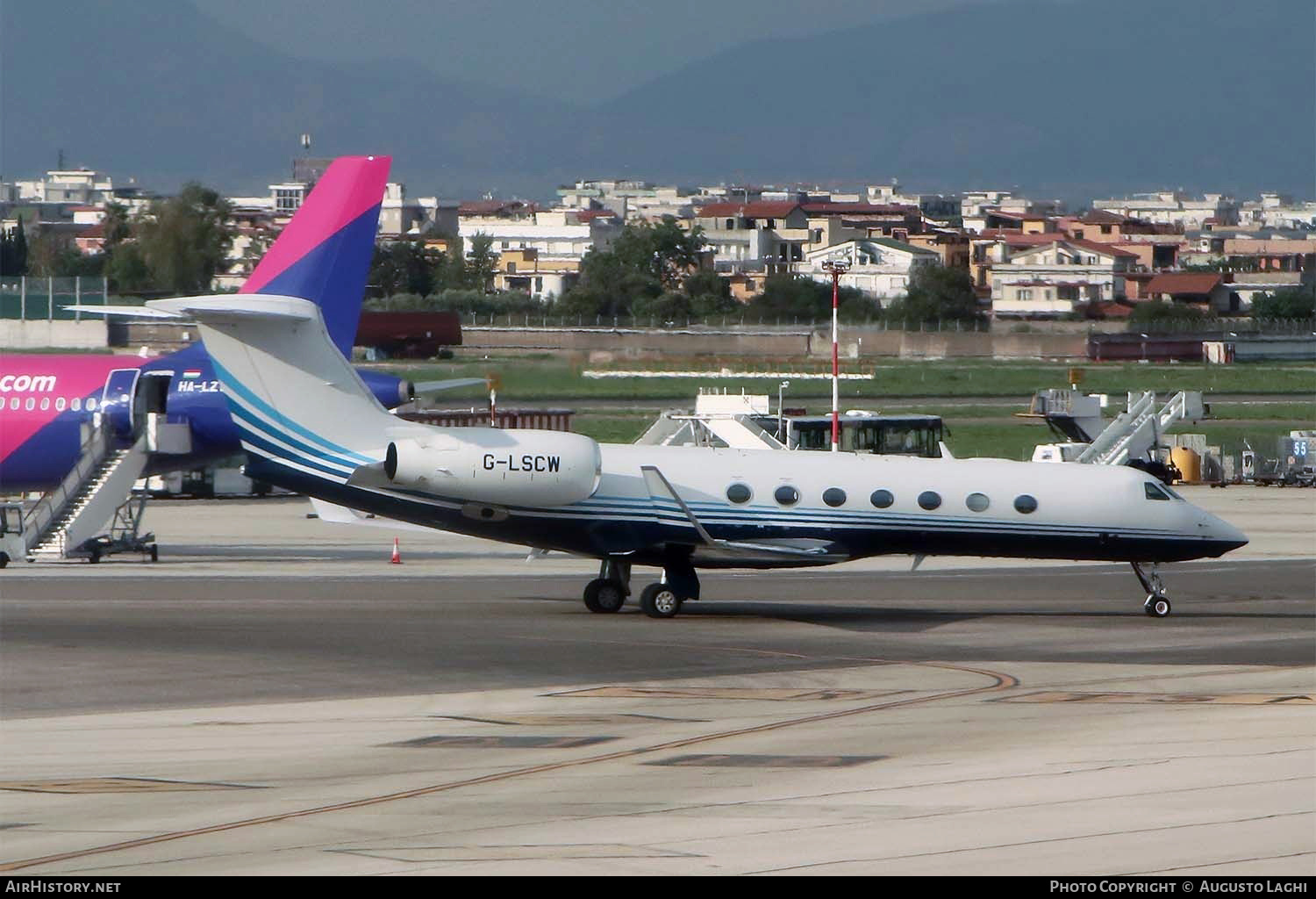 Aircraft Photo of G-LSCW | Gulfstream Aerospace G-V Gulfstream V-SP | AirHistory.net #491931