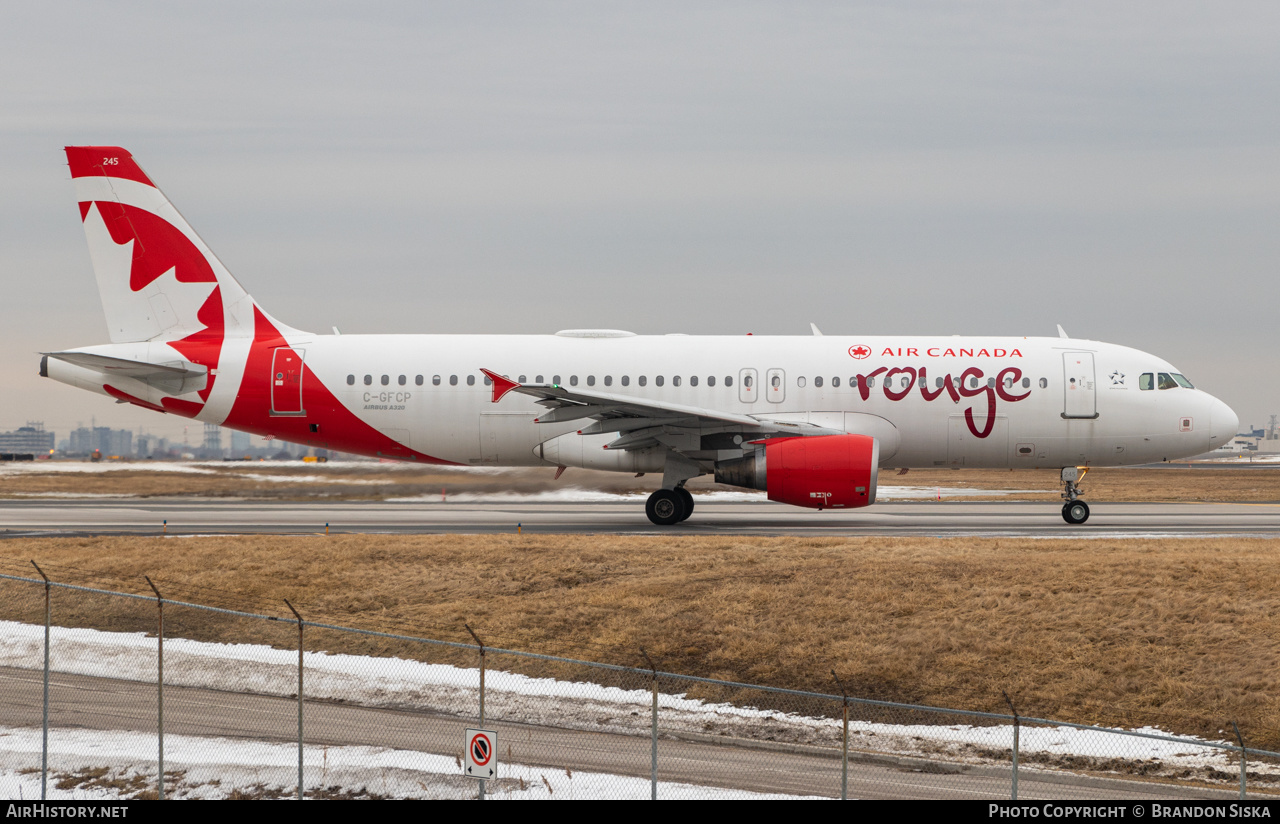 Aircraft Photo of C-GFCP | Airbus A320-214 | Air Canada Rouge | AirHistory.net #491966