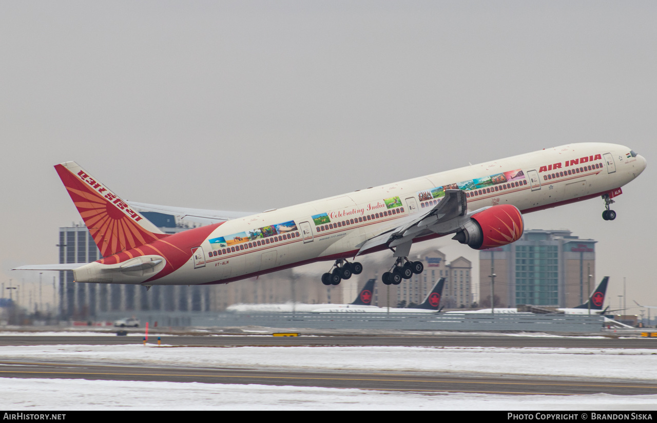 Aircraft Photo of VT-ALN | Boeing 777-337/ER | Air India | AirHistory.net #491981