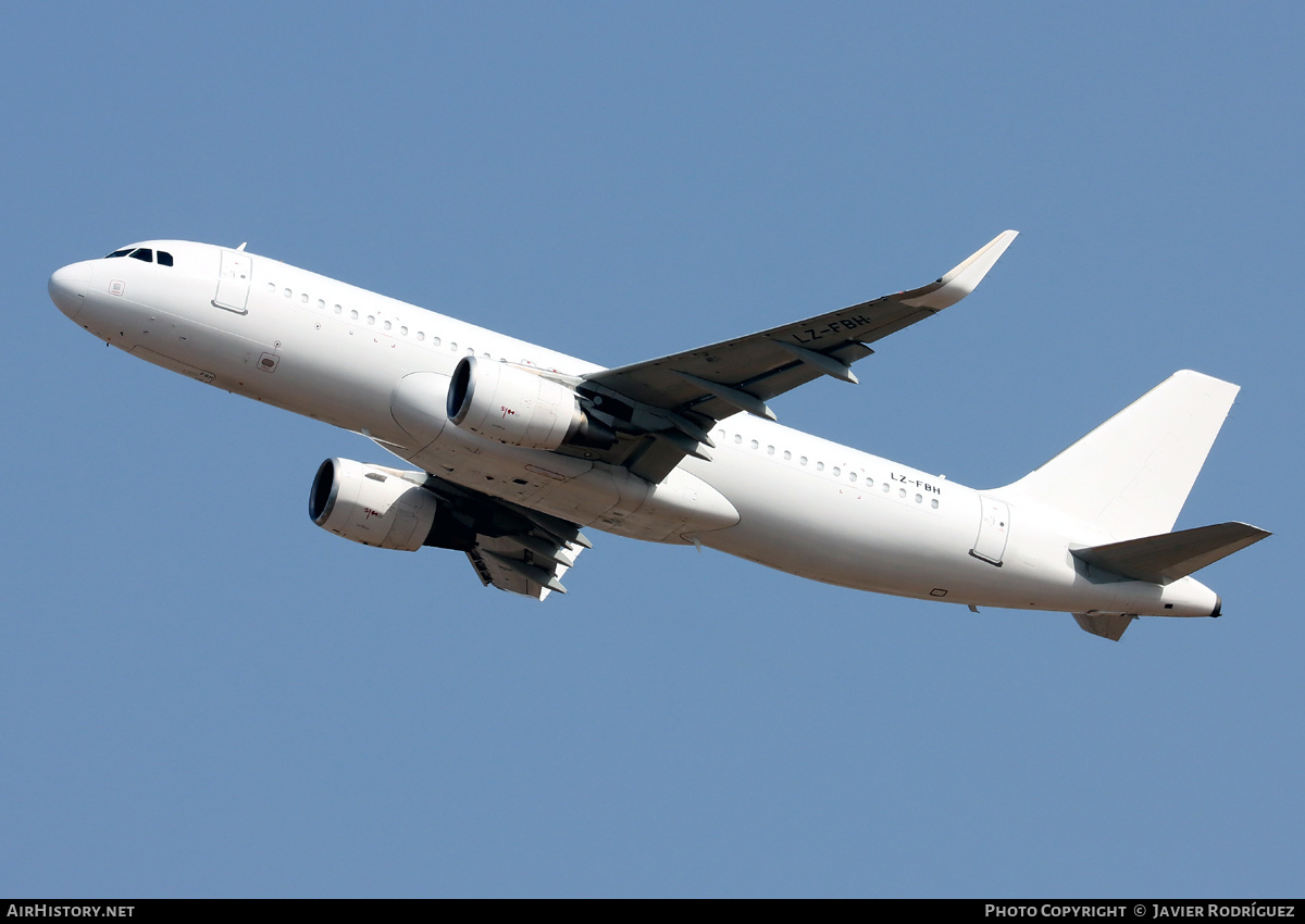 Aircraft Photo of LZ-FBH | Airbus A320-214 | AirHistory.net #492000