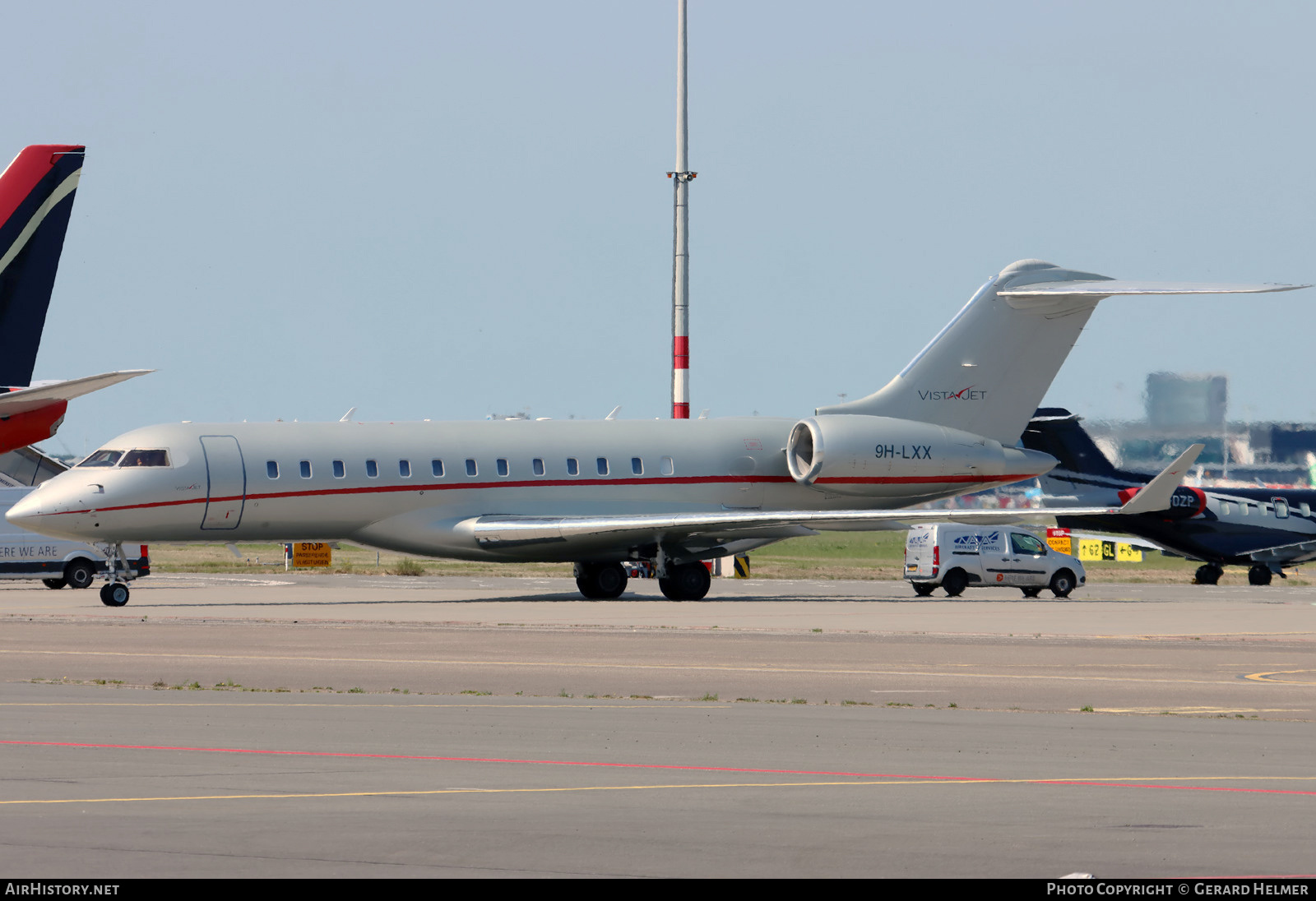 Aircraft Photo of 9H-LXX | Bombardier Global Express XRS (BD-700-1A10) | VistaJet | AirHistory.net #492054