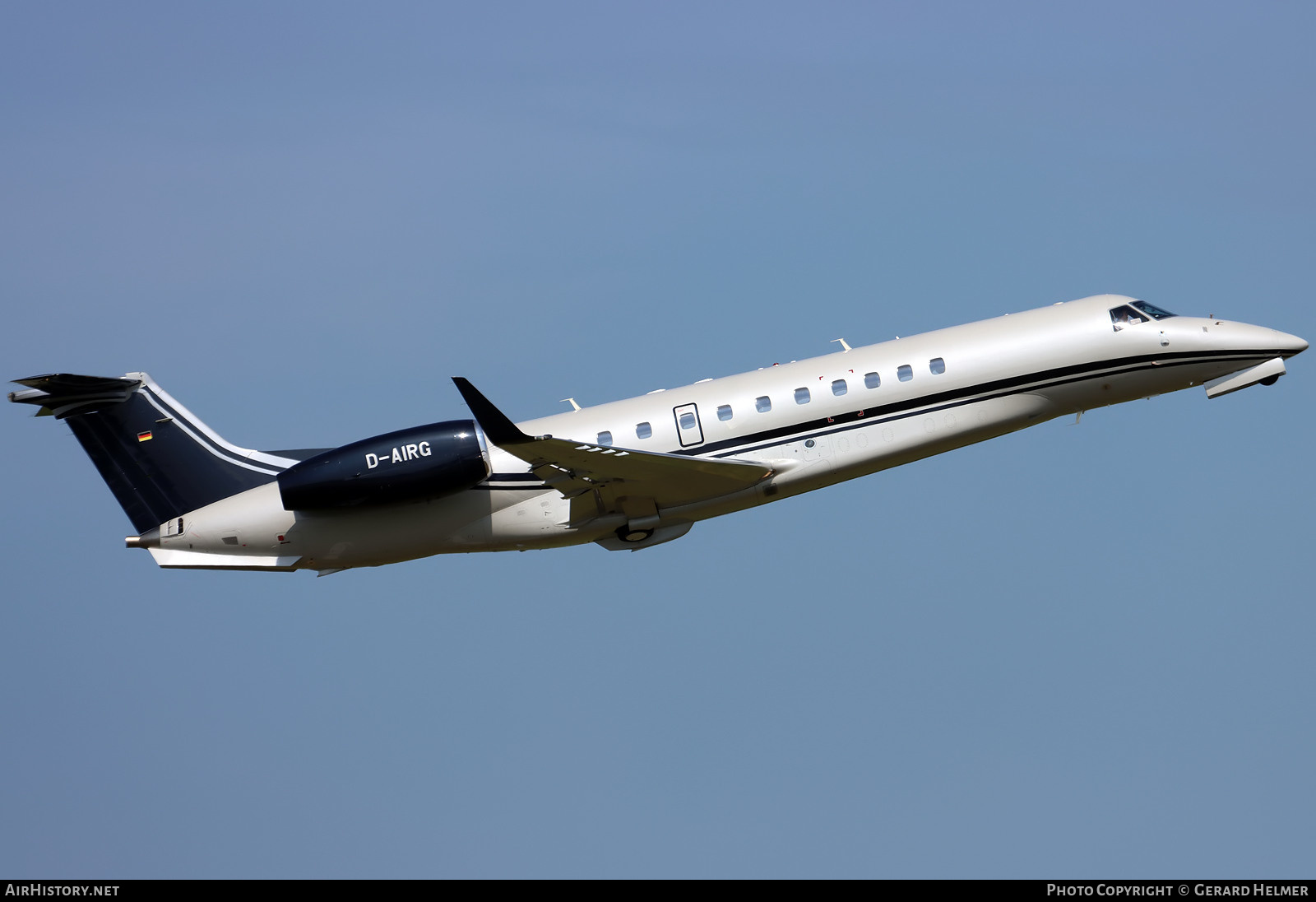 Aircraft Photo of D-AIRG | Embraer Legacy 650E (EMB-135BJ) | Air Hamburg | AirHistory.net #492064