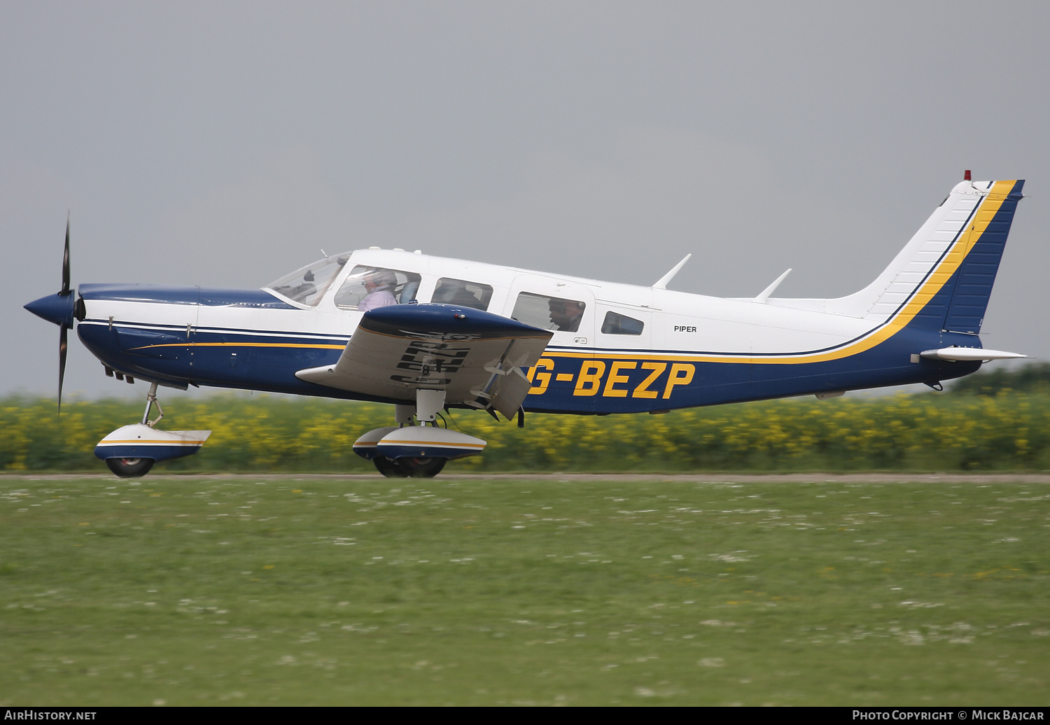 Aircraft Photo of G-BEZP | Piper PA-32-300 Cherokee Six | AirHistory.net #492072