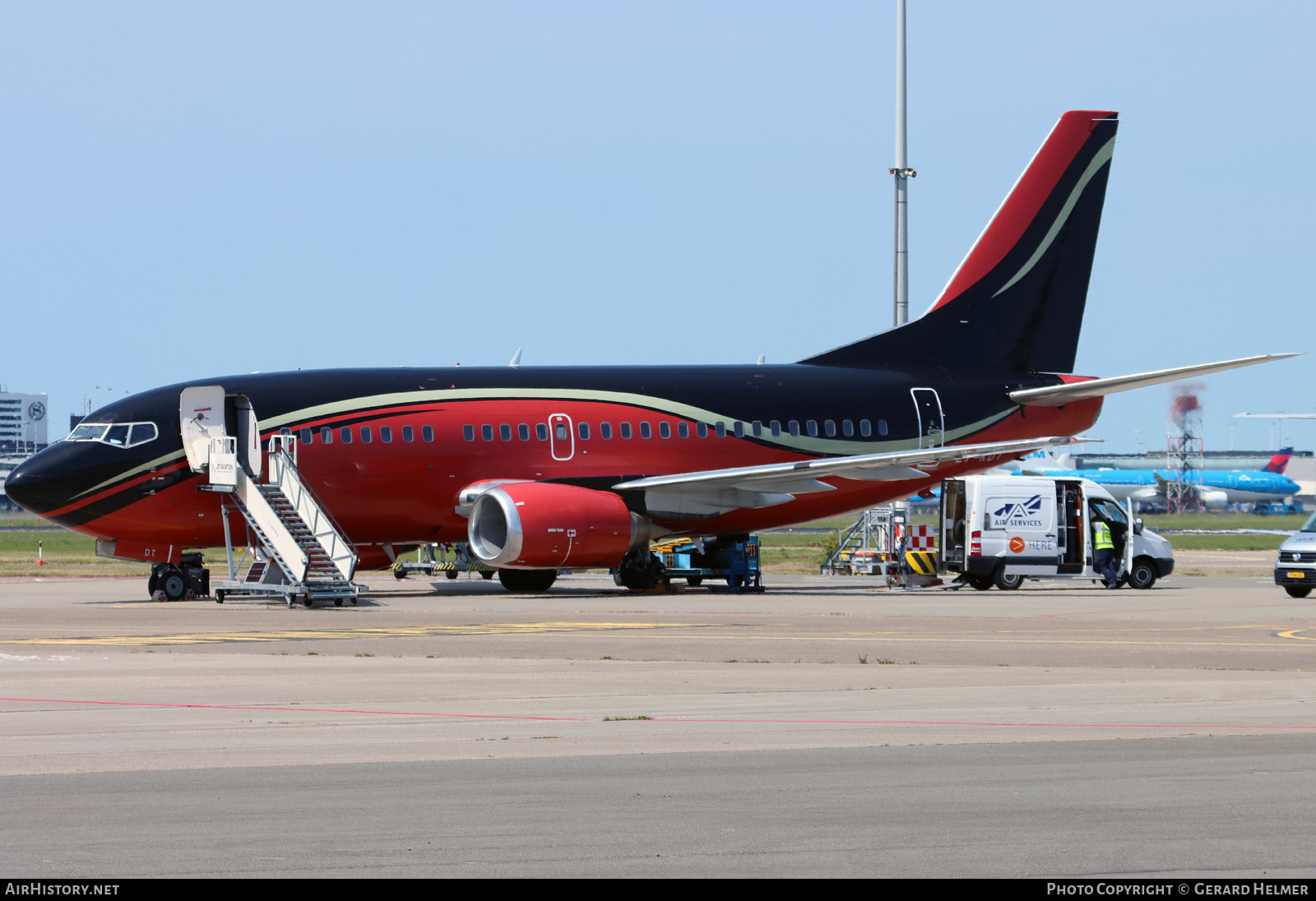 Aircraft Photo of LY-KDT | Boeing 737-522 | AirHistory.net #492082