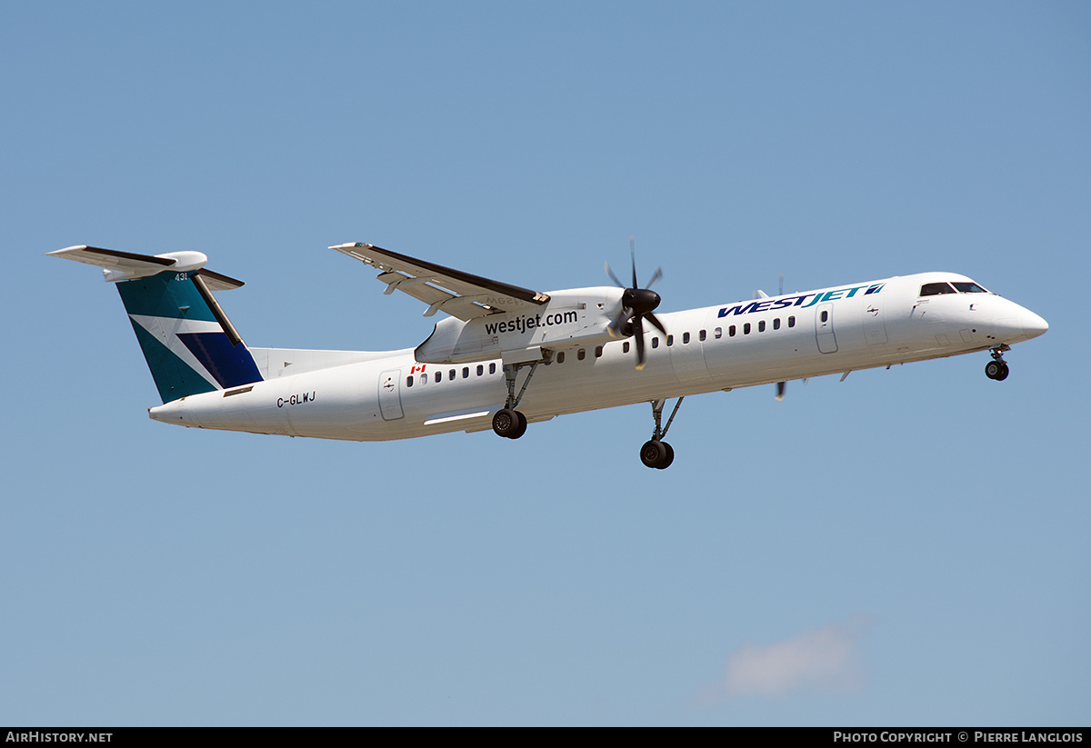 Aircraft Photo of C-GLWJ | Bombardier DHC-8-402 Dash 8 | WestJet | AirHistory.net #492097