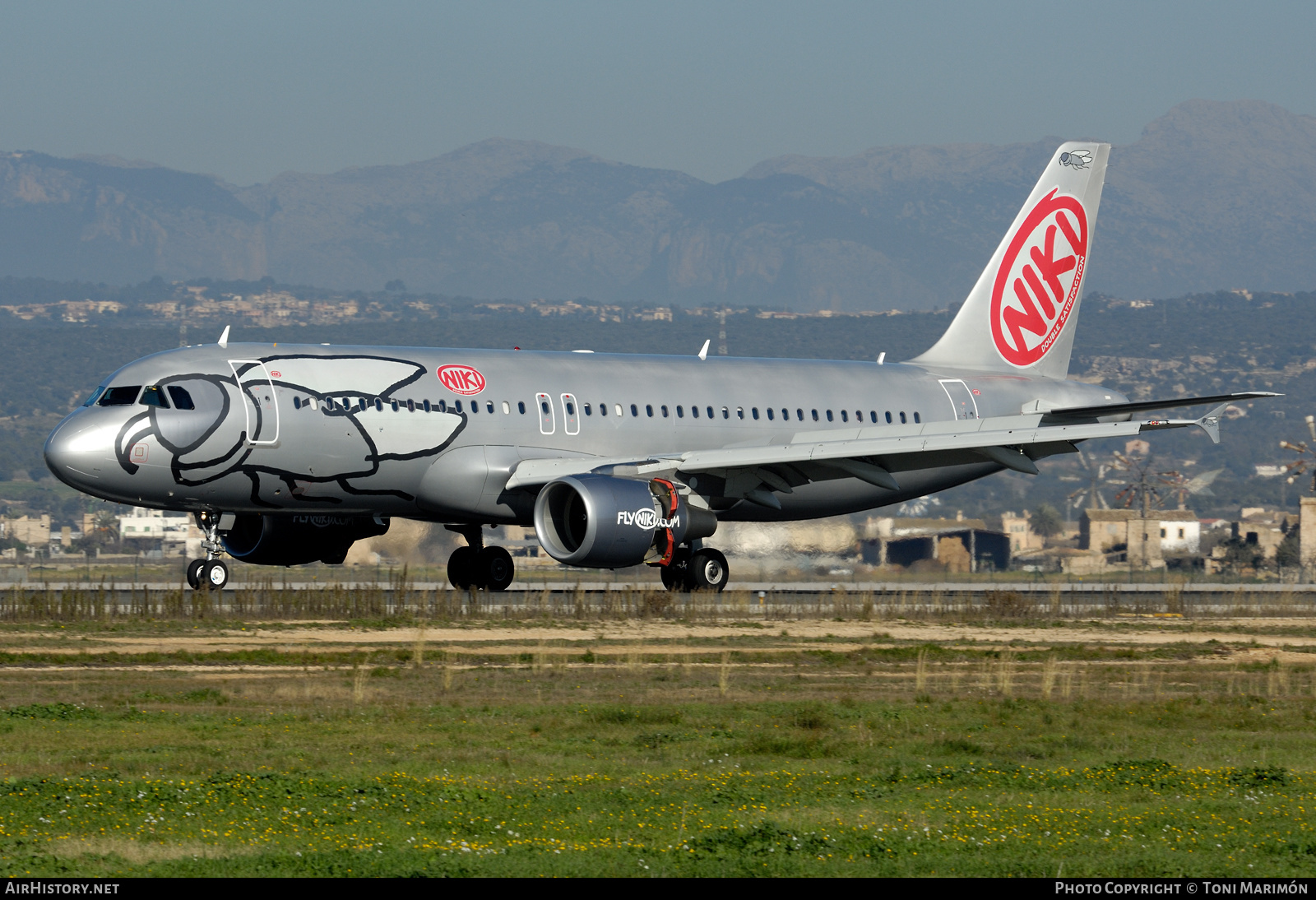 Aircraft Photo of OE-LEX | Airbus A320-214 | Niki | AirHistory.net #492126