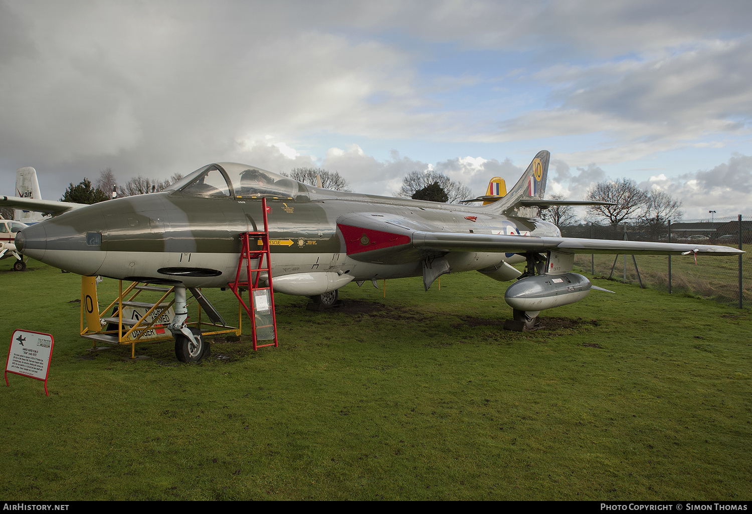 Aircraft Photo of XG168 | Hawker Hunter F6A | UK - Air Force | AirHistory.net #492163