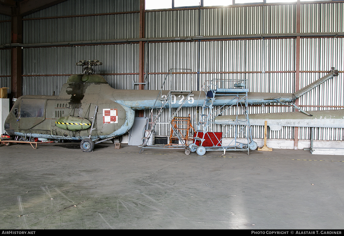 Aircraft Photo of 3025 | PZL-Swidnik SM-2 | Poland - Air Force | AirHistory.net #492275