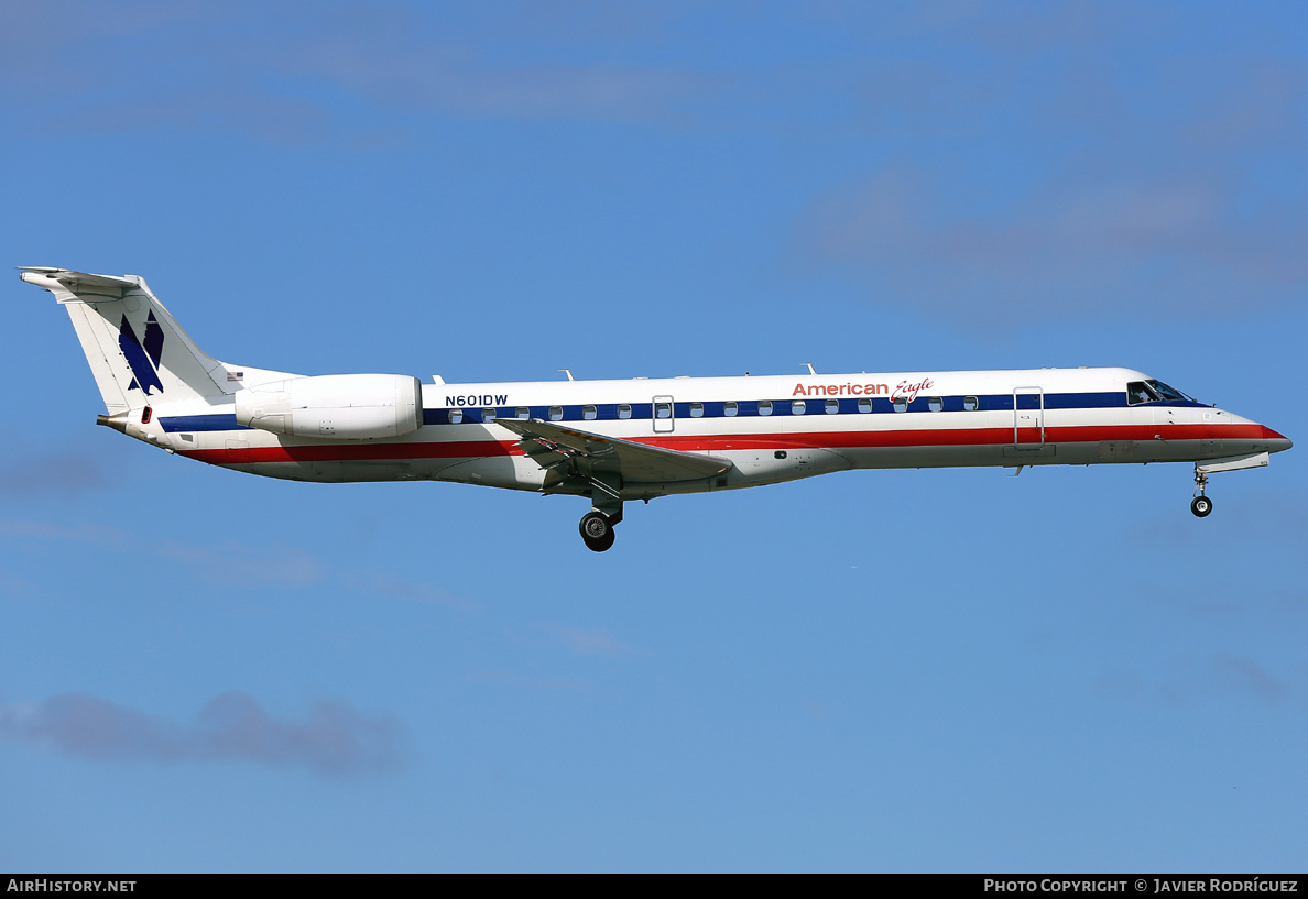 Aircraft Photo of N601DW | Embraer ERJ-145LR (EMB-145LR) | American Eagle | AirHistory.net #492283