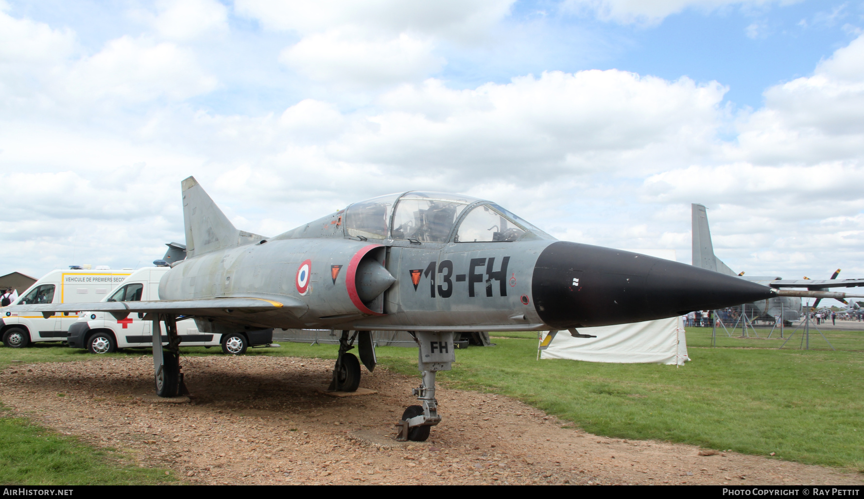 Aircraft Photo of 207 | Dassault Mirage IIIB | France - Air Force | AirHistory.net #492289