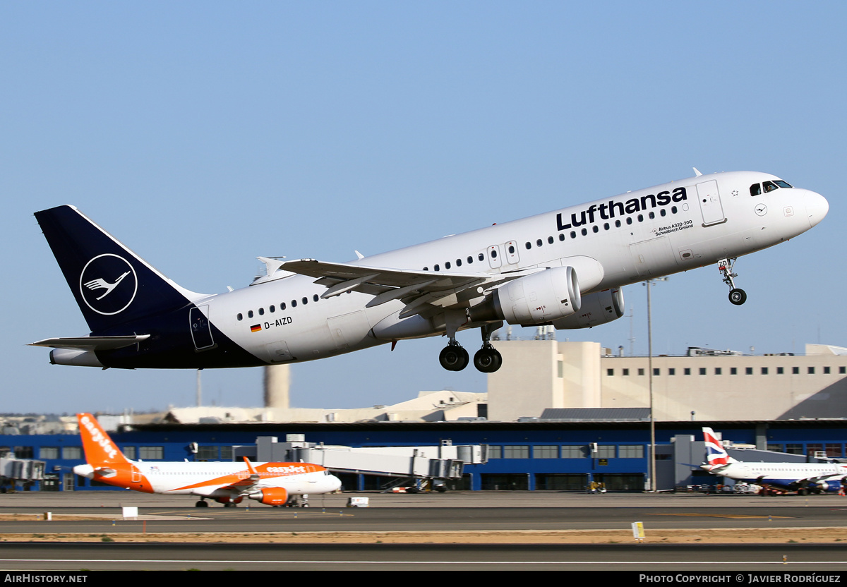 Aircraft Photo of D-AIZD | Airbus A320-214 | Lufthansa | AirHistory.net #492317