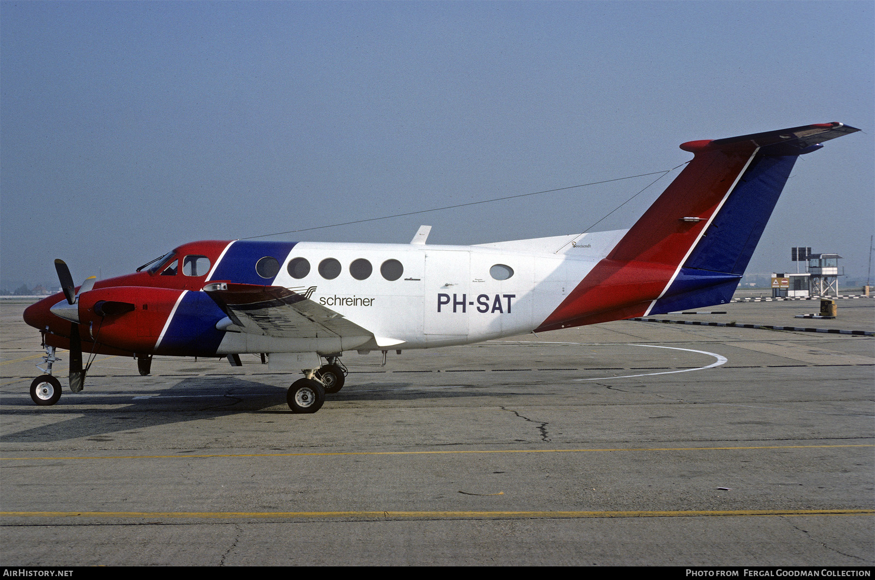 Aircraft Photo of PH-SAT | Beech 200 Super King Air | Schreiner Airways | AirHistory.net #492329