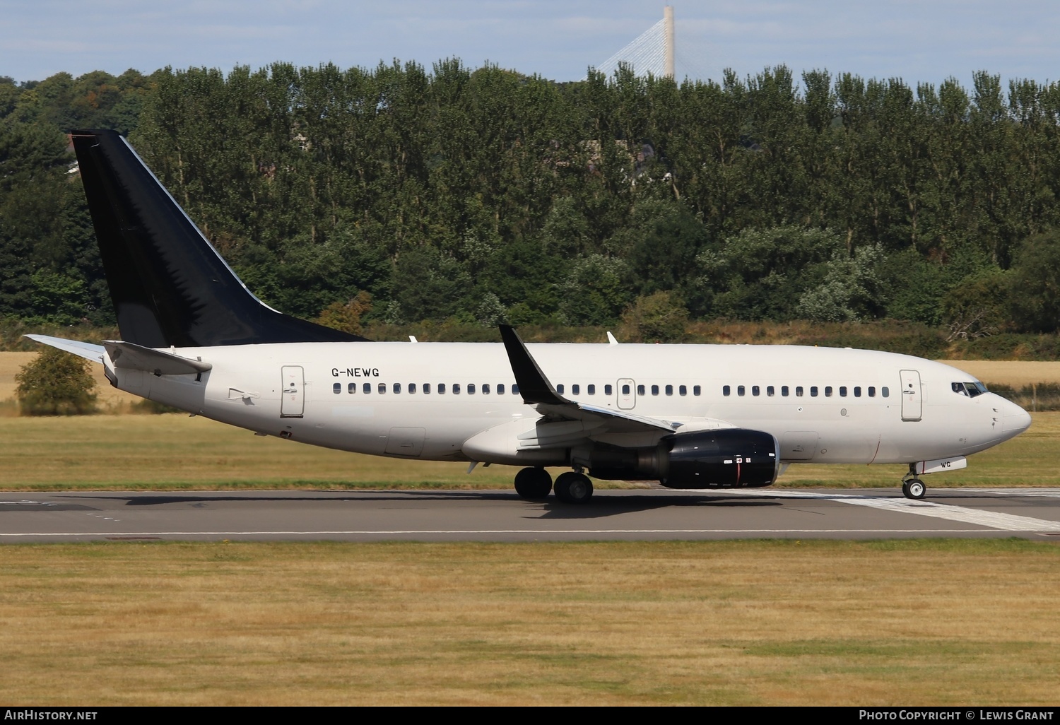 Aircraft Photo of G-NEWG | Boeing 737-76N | AirHistory.net #492474