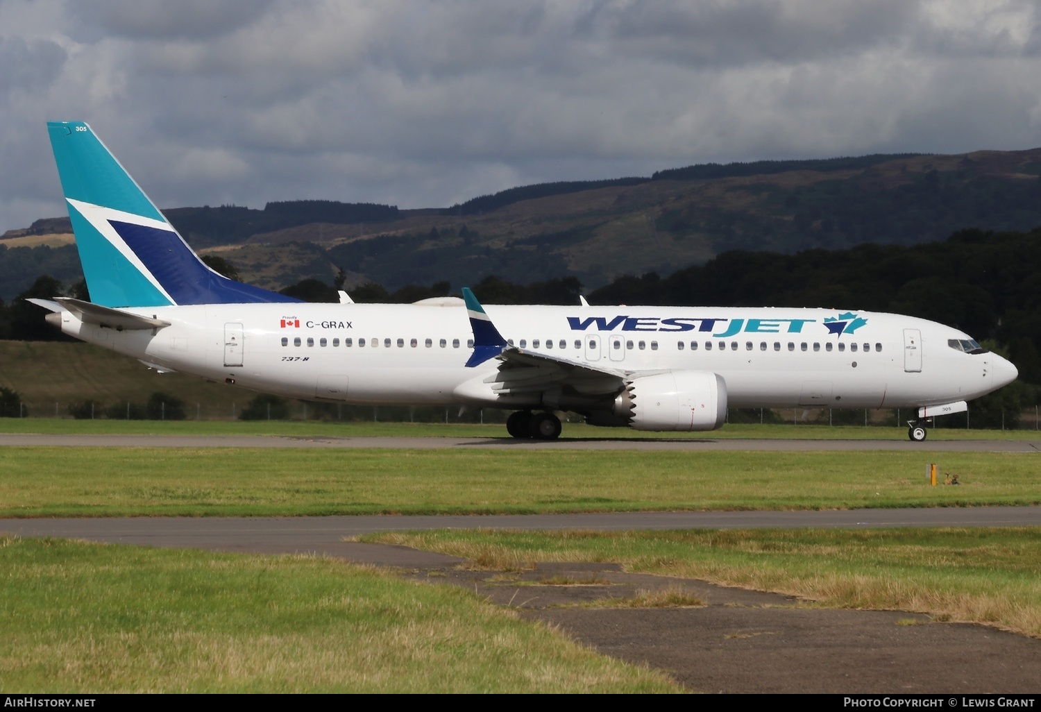 Aircraft Photo of C-GRAX | Boeing 737-8 Max 8 | WestJet | AirHistory.net #492476